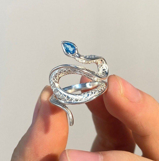 Vintage Style Silver Plated Ring Sapphire Snake Design&nbsp;